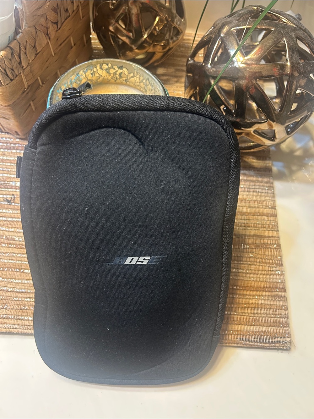 BOSE quiet comfort soft shell case Black